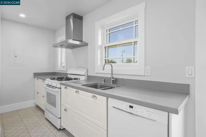 1325 Hopkins St, Berkeley, California 94702