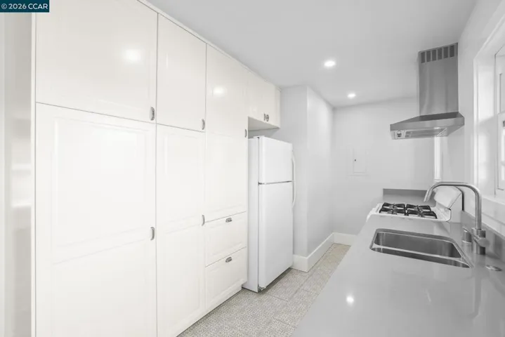 1325 Hopkins St, Berkeley, California 94702
