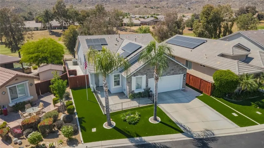 565 Pooley, Hemet, California 92545