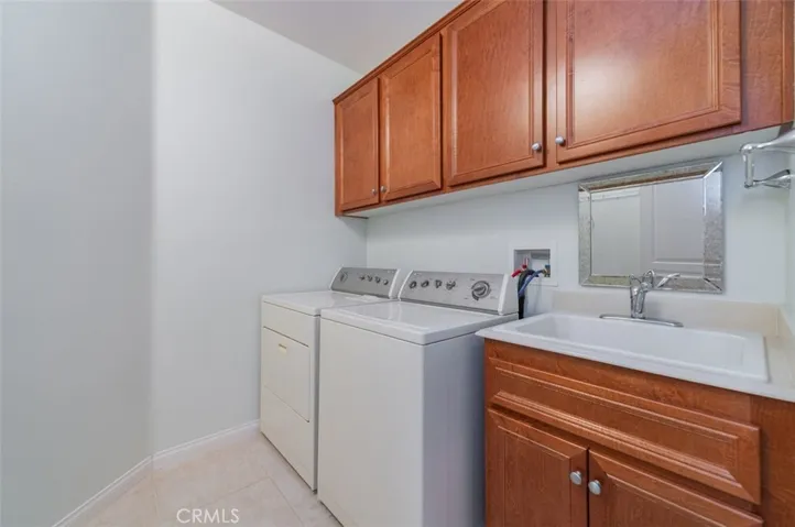 565 Pooley, Hemet, California 92545