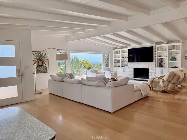 234 La Brea, Laguna Beach, California 92651