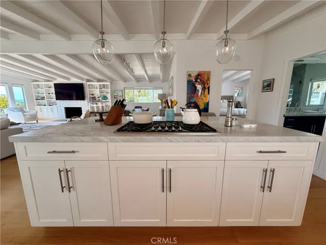 234 La Brea, Laguna Beach, California 92651