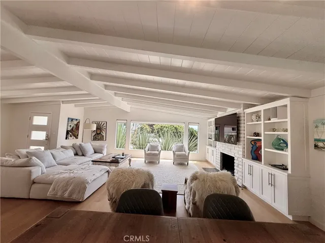 234 La Brea, Laguna Beach, California 92651
