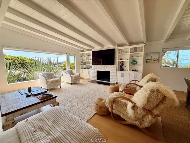 234 La Brea, Laguna Beach, California 92651