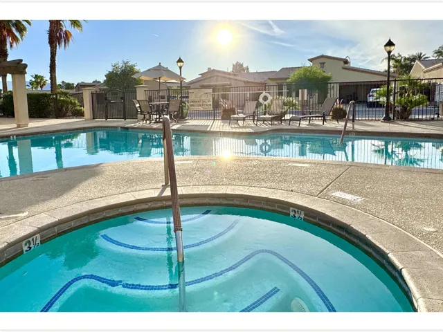 041 Private Community Pool (00002)