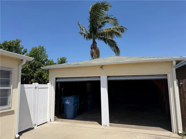 2 car garage