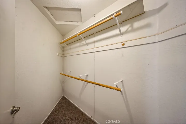 Walk in closet
