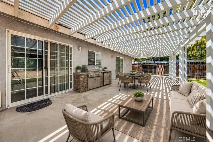 Patio Area staged photo