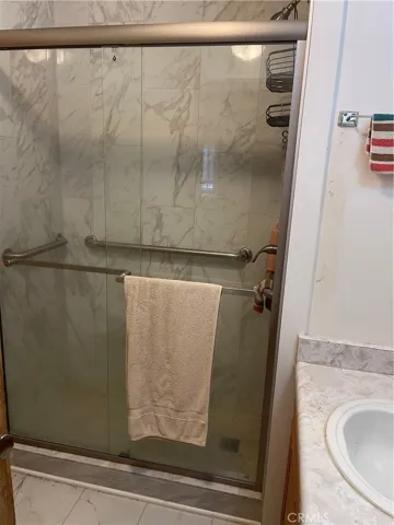 WALK IN SHOWER