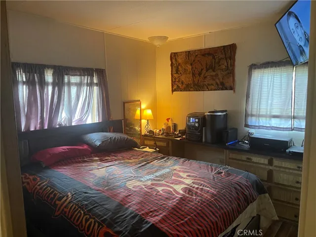 MASTER BEDROOM VIEW 1