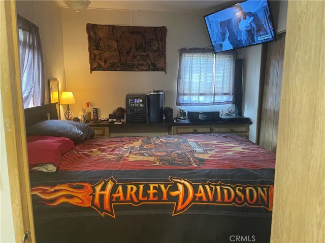 MASTER BEDROOM VIEW 2