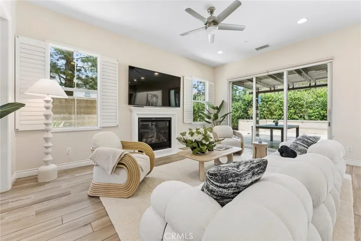 51 Stanza, Irvine, California 92620