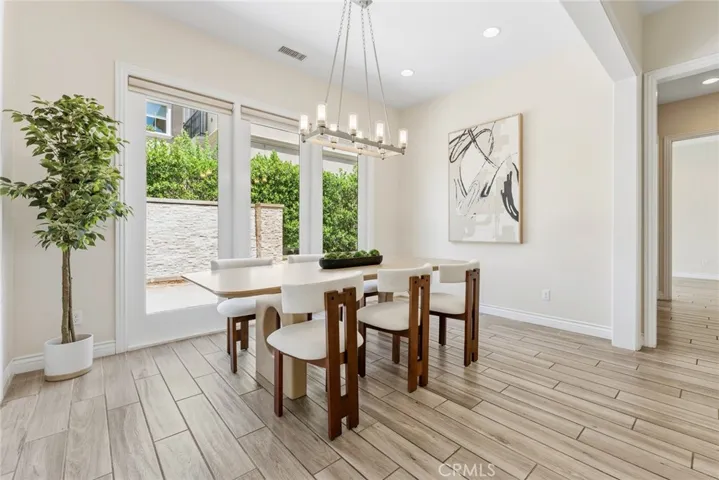 51 Stanza, Irvine, California 92620