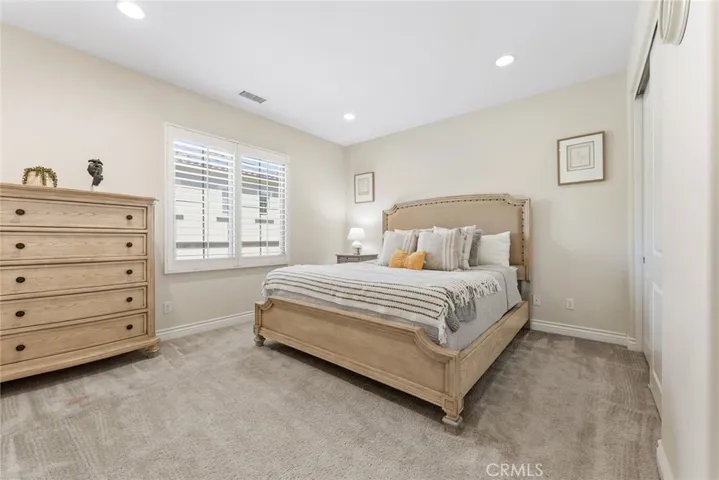 51 Stanza, Irvine, California 92620