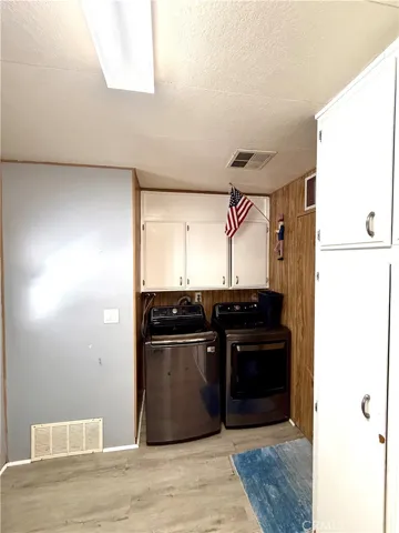 23118 Skylink, Canyon Lake, California 92587