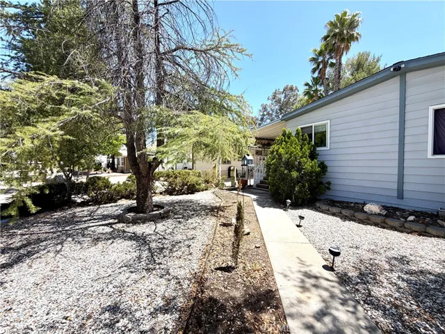 23118 Skylink, Canyon Lake, California 92587