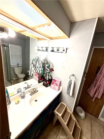 23118 Skylink, Canyon Lake, California 92587