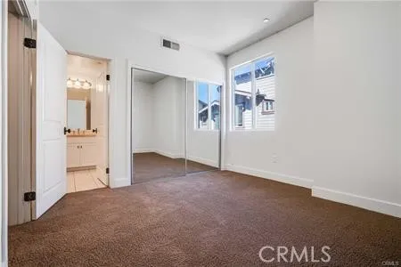 6300 Honolulu 205, La Crescenta, California 91214