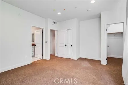 6300 Honolulu 205, La Crescenta, California 91214
