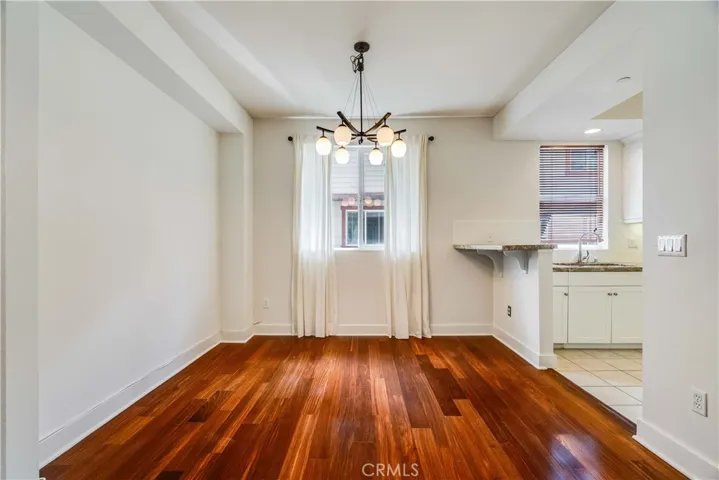 6300 Honolulu 205, La Crescenta, California 91214