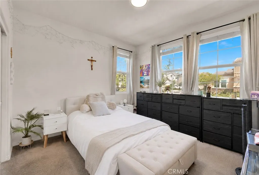 Downstairs bedroom 1