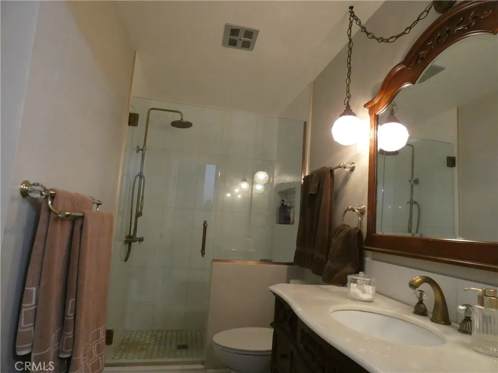 Upstairs Bathroom
