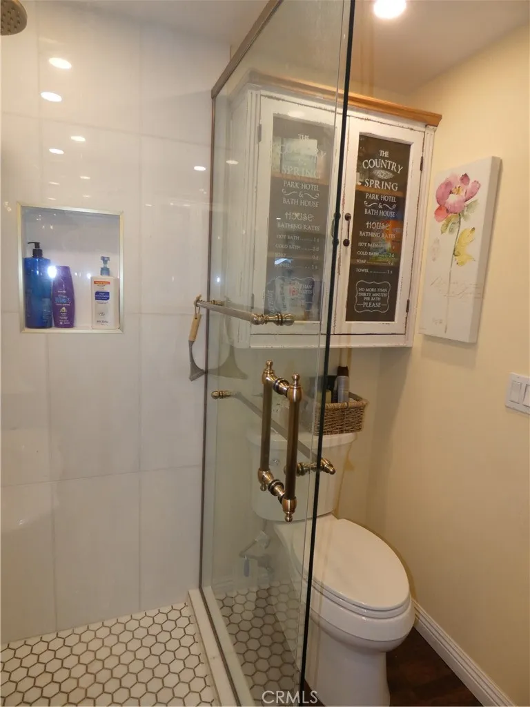 Downstairs Bathroom
