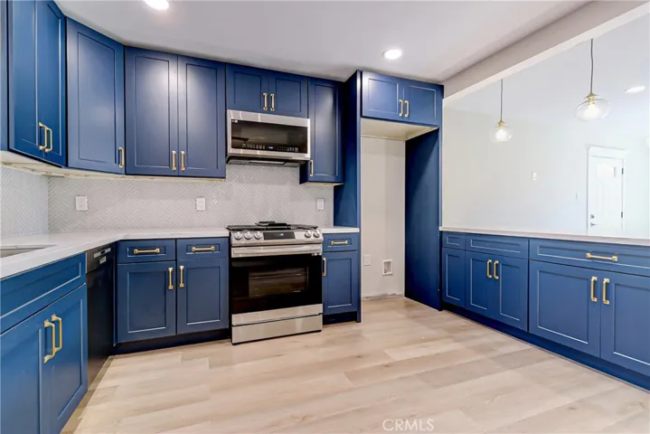 635 8th Place, Hermosa Beach, California 90254