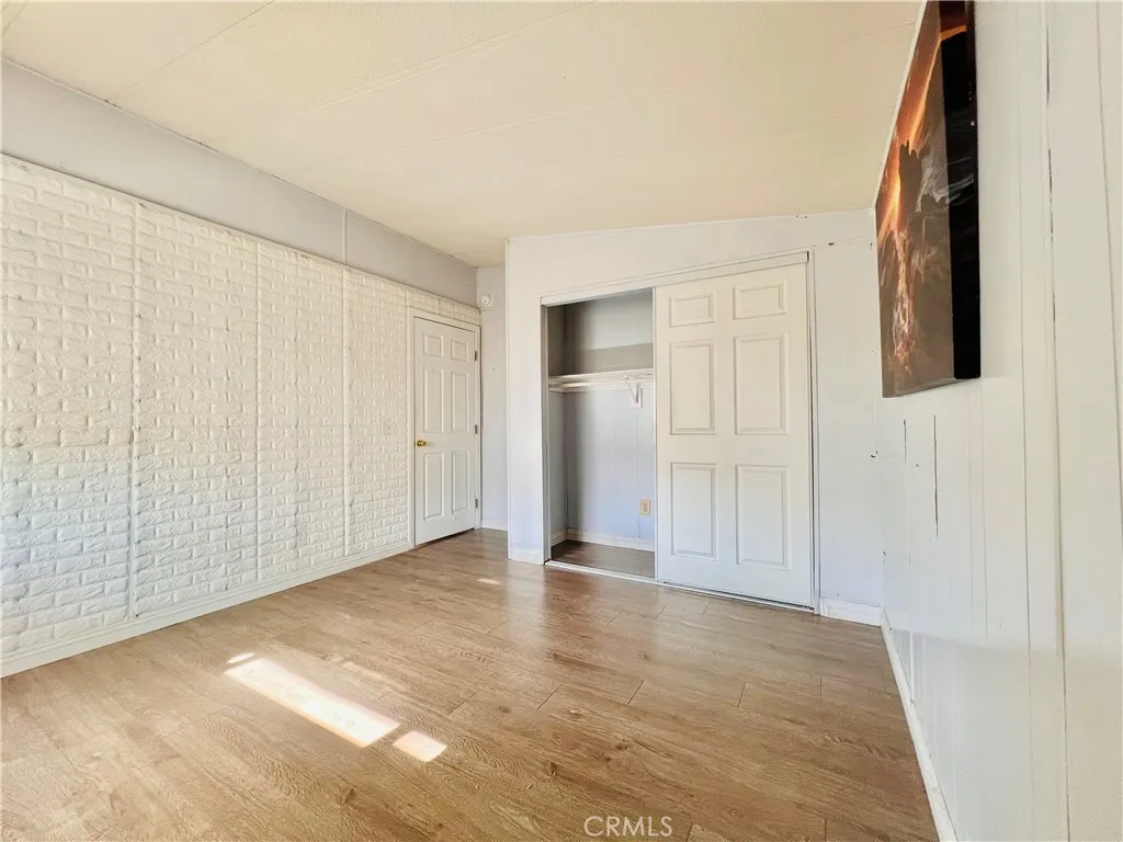 4th room - view 2