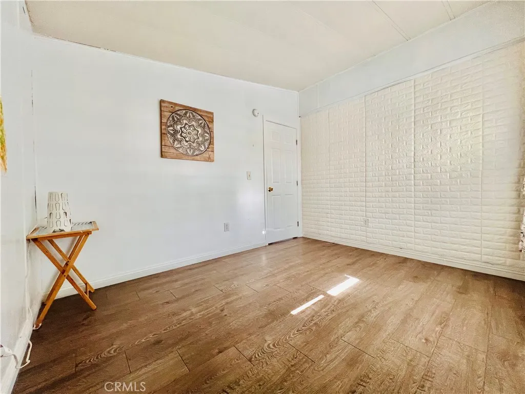 3rd bedroom - view 2
