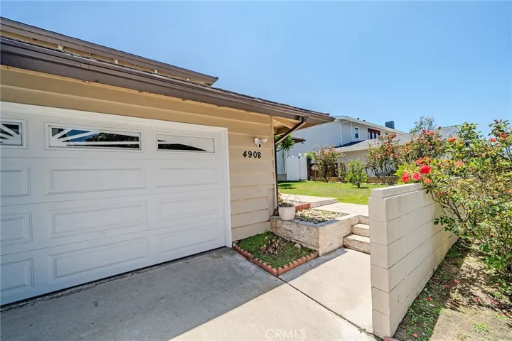 4908 Onyx, Torrance, California 90503