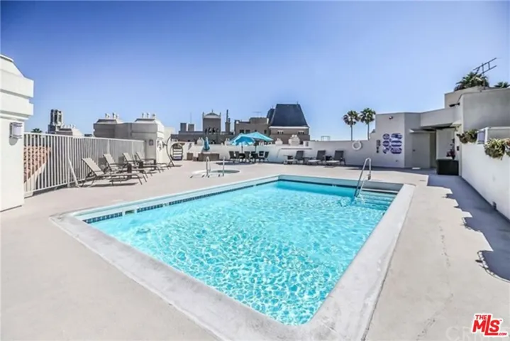 620 S Gramercy Place 222, Los Angeles, California 90005