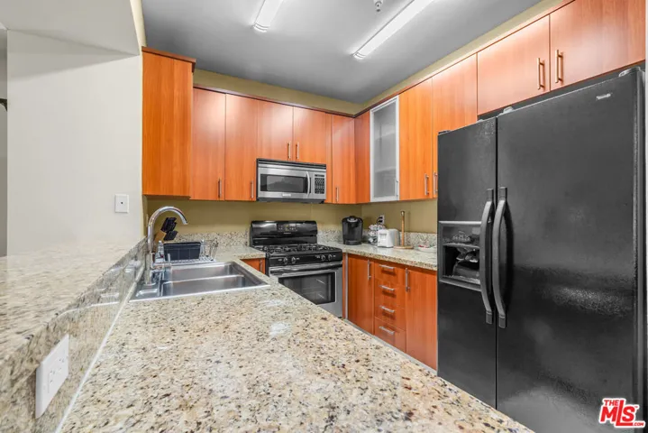 620 S Gramercy Place 222, Los Angeles, California 90005