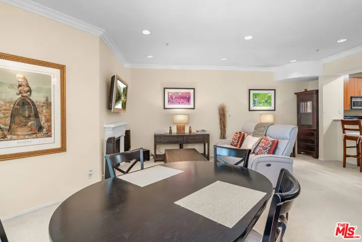 620 S Gramercy Place 222, Los Angeles, California 90005