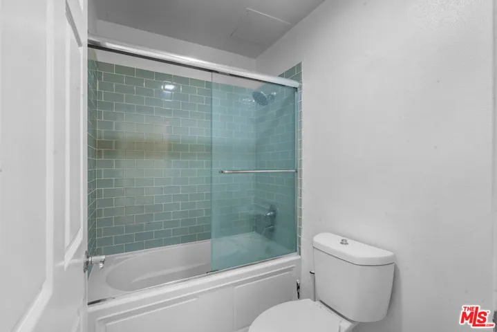 620 S Gramercy Place 222, Los Angeles, California 90005