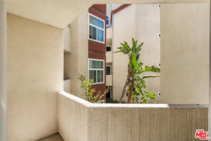 620 S Gramercy Place 222, Los Angeles, California 90005
