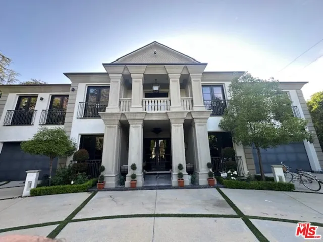 4425 Haskell Avenue, Encino, California 91436