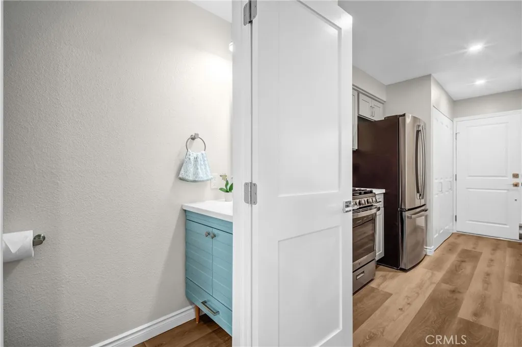 Powder Room & Kitchen