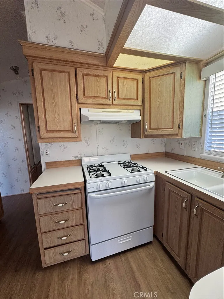 Kitchen Face -2