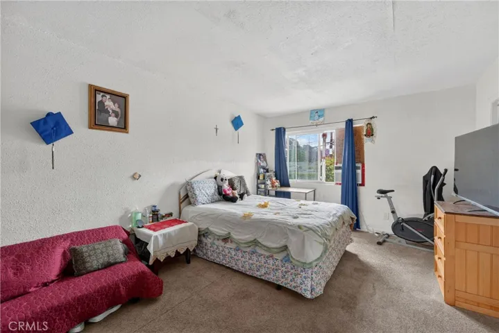 2211 S Fairview, Santa Ana, California 92704