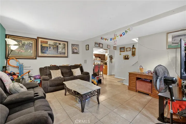 2211 S Fairview, Santa Ana, California 92704