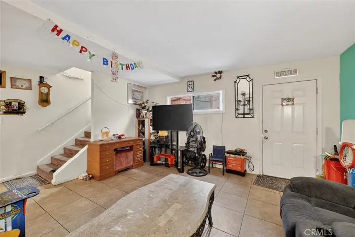 2211 S Fairview, Santa Ana, California 92704