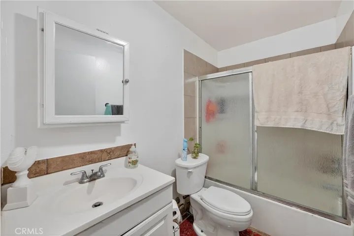 2211 S Fairview, Santa Ana, California 92704