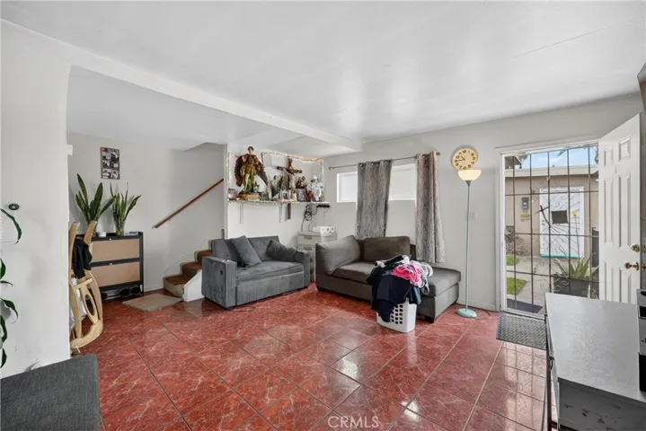2211 S Fairview, Santa Ana, California 92704