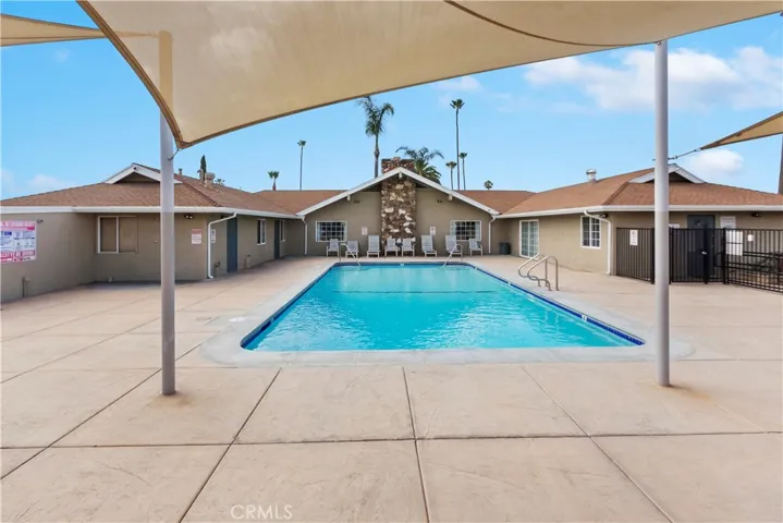 Community pool