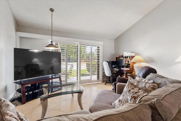 08-77009 Preston Trail (8)