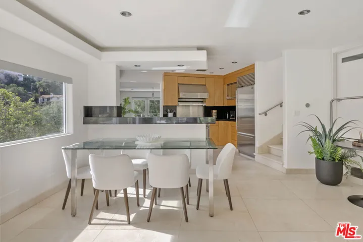 3111 Belden Drive, Los Angeles, California 90068