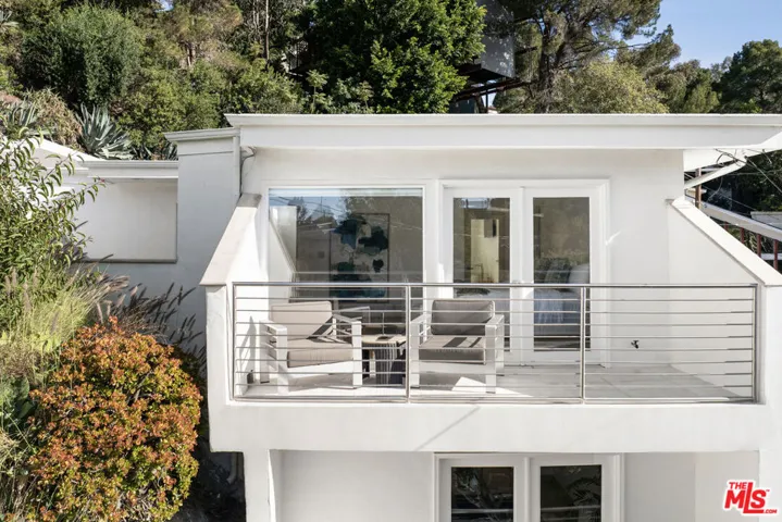 3111 Belden Drive, Los Angeles, California 90068