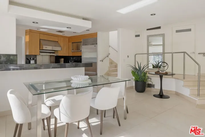 3111 Belden Drive, Los Angeles, California 90068