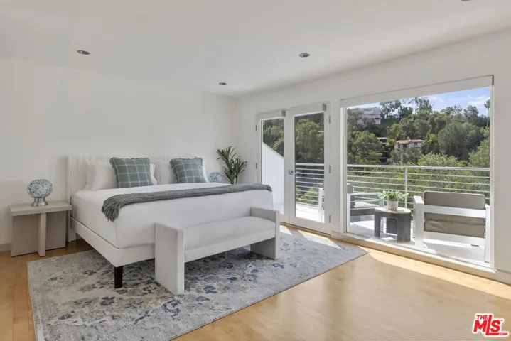 3111 Belden Drive, Los Angeles, California 90068